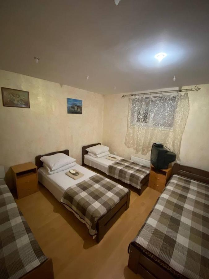 Inn Khlibodarskiy Khlibodarske Esterno foto