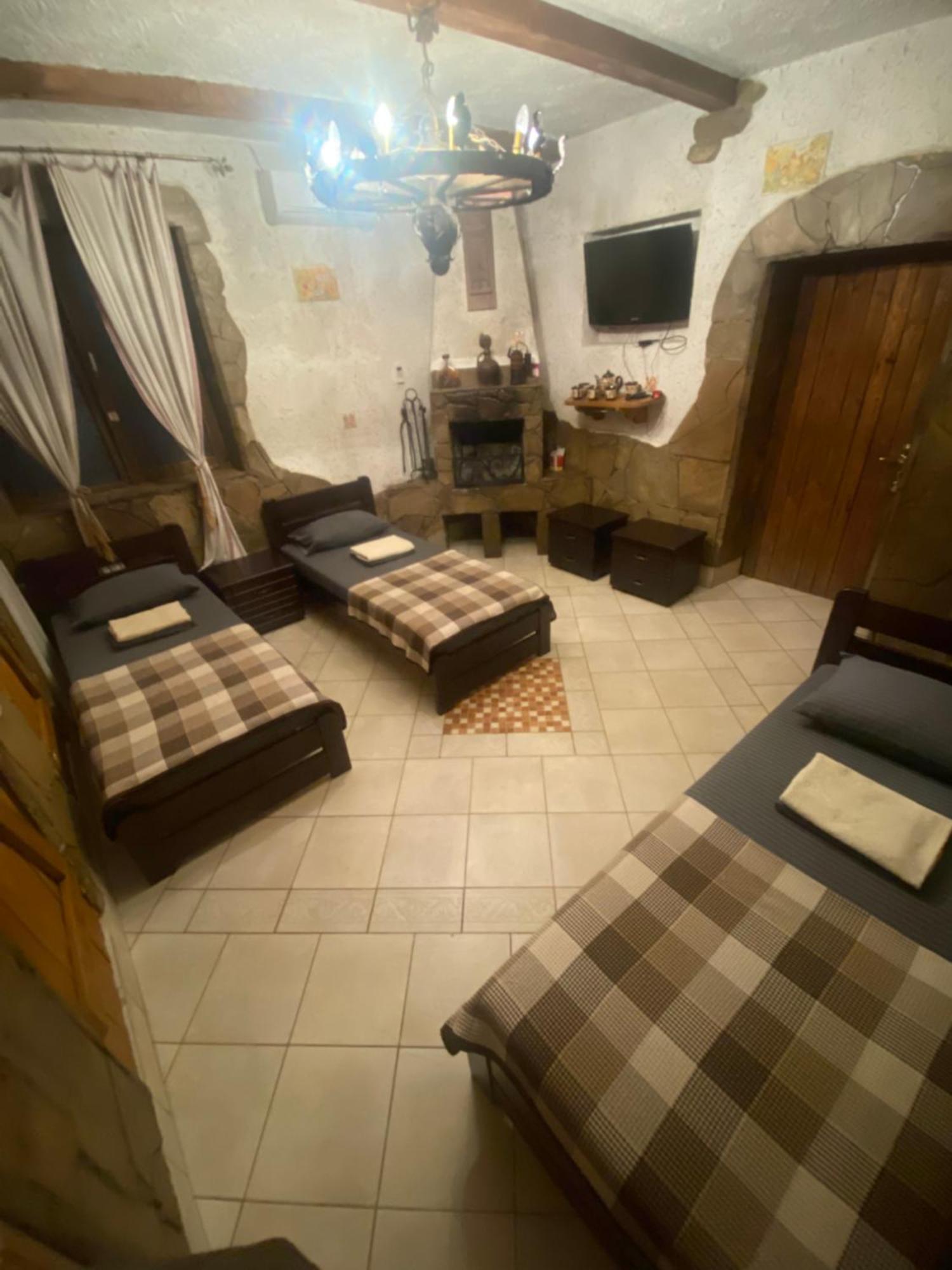Inn Khlibodarskiy Khlibodarske Esterno foto